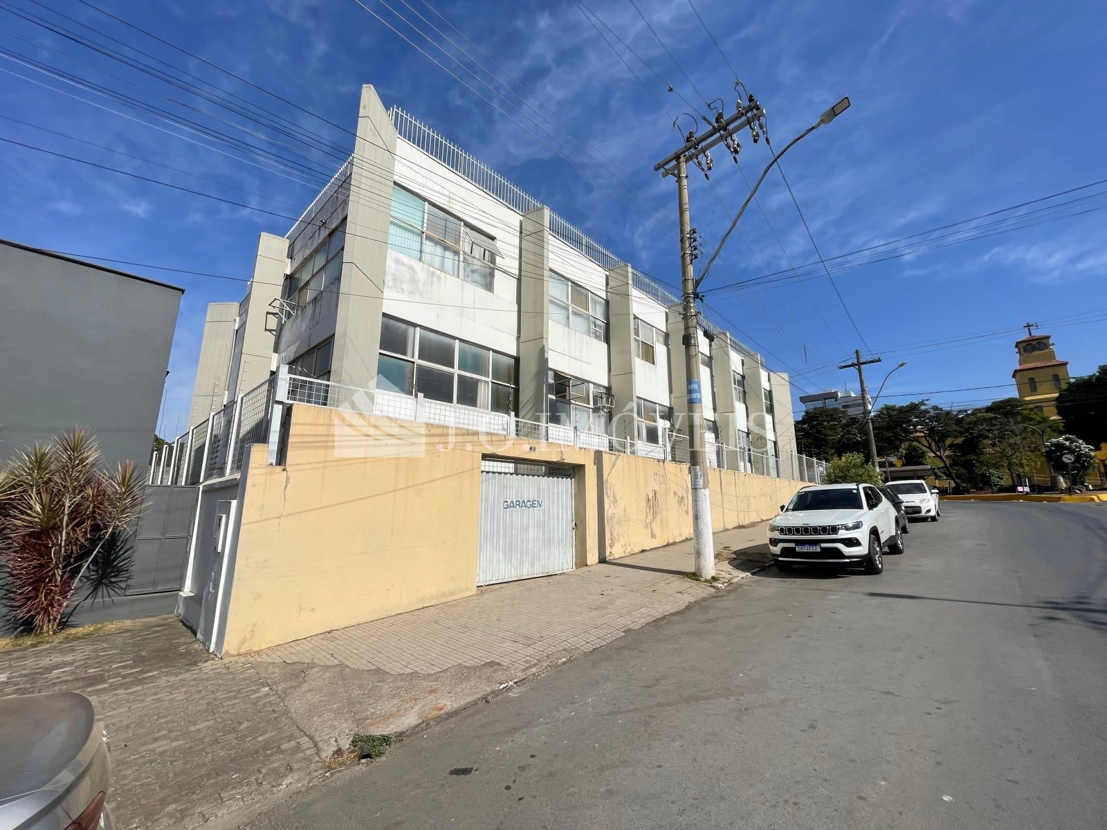 Prédio comercial – Centro